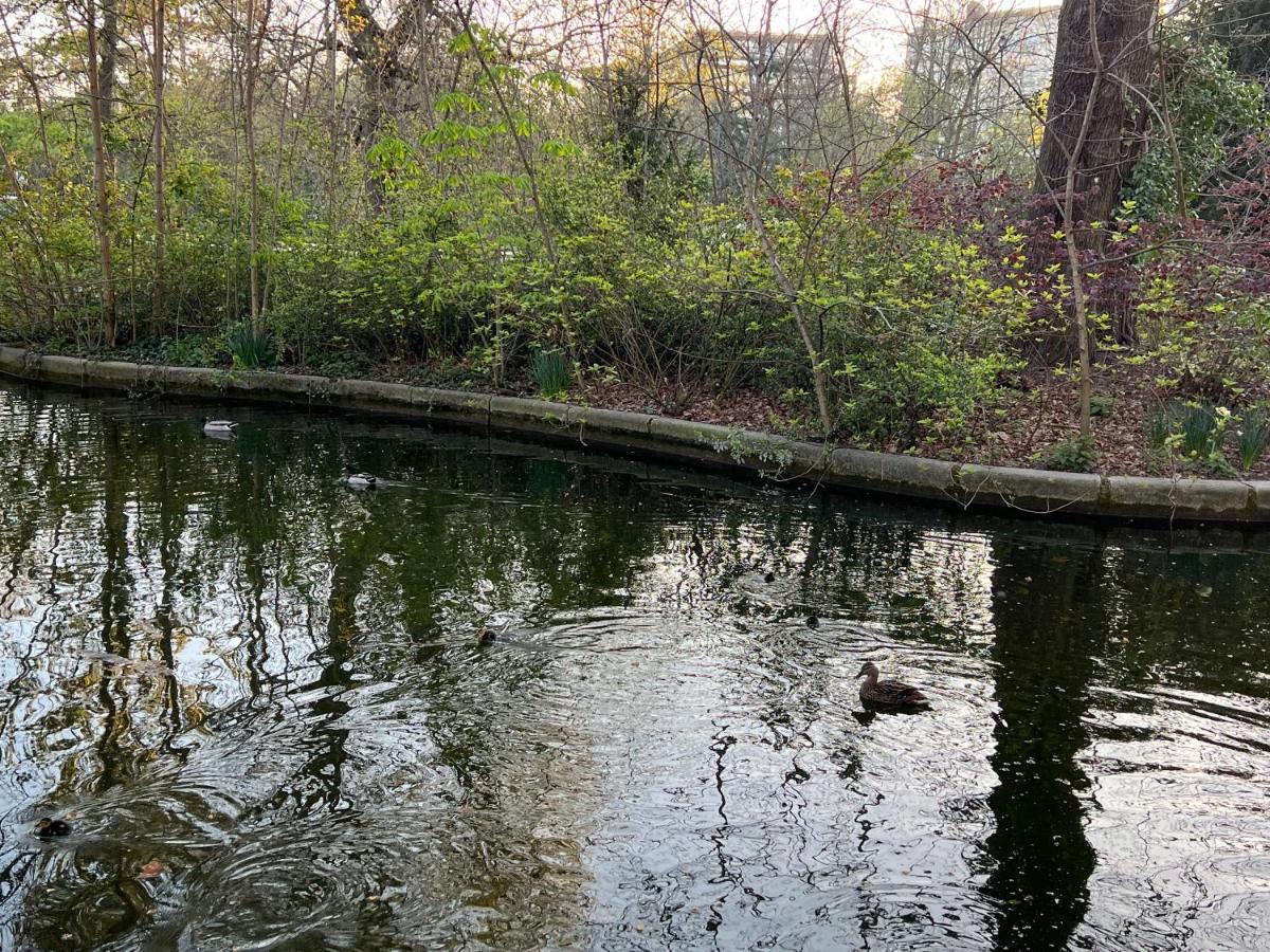 Dans Le Quartier Luxe Neuilly-sur-Seine